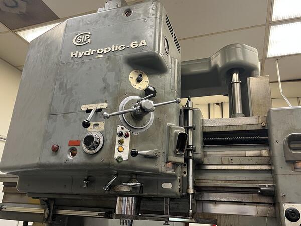 SIP #Hydroptic-6A, jig borer, 39.37" X, 31.29" Y, 31.49" Z, 2000 RPM, 12 HP, MT4, 33.14" x43.3" table, 1968 - Image 2