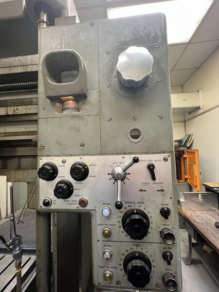 SIP #Hydroptic-6A, jig borer, 39.37" X, 31.29" Y, 31.49" Z, 2000 RPM, 12 HP, MT4, 33.14" x43.3" table, 1968 - Image 3