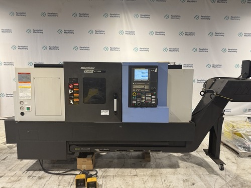 Daewoo Doosan #Puma-GT2600, CNC Lathe, 24.8" swing, 3.2" bar, 12 position turret, 30 HP, Fanuc OI-TF, Chip - Image 1