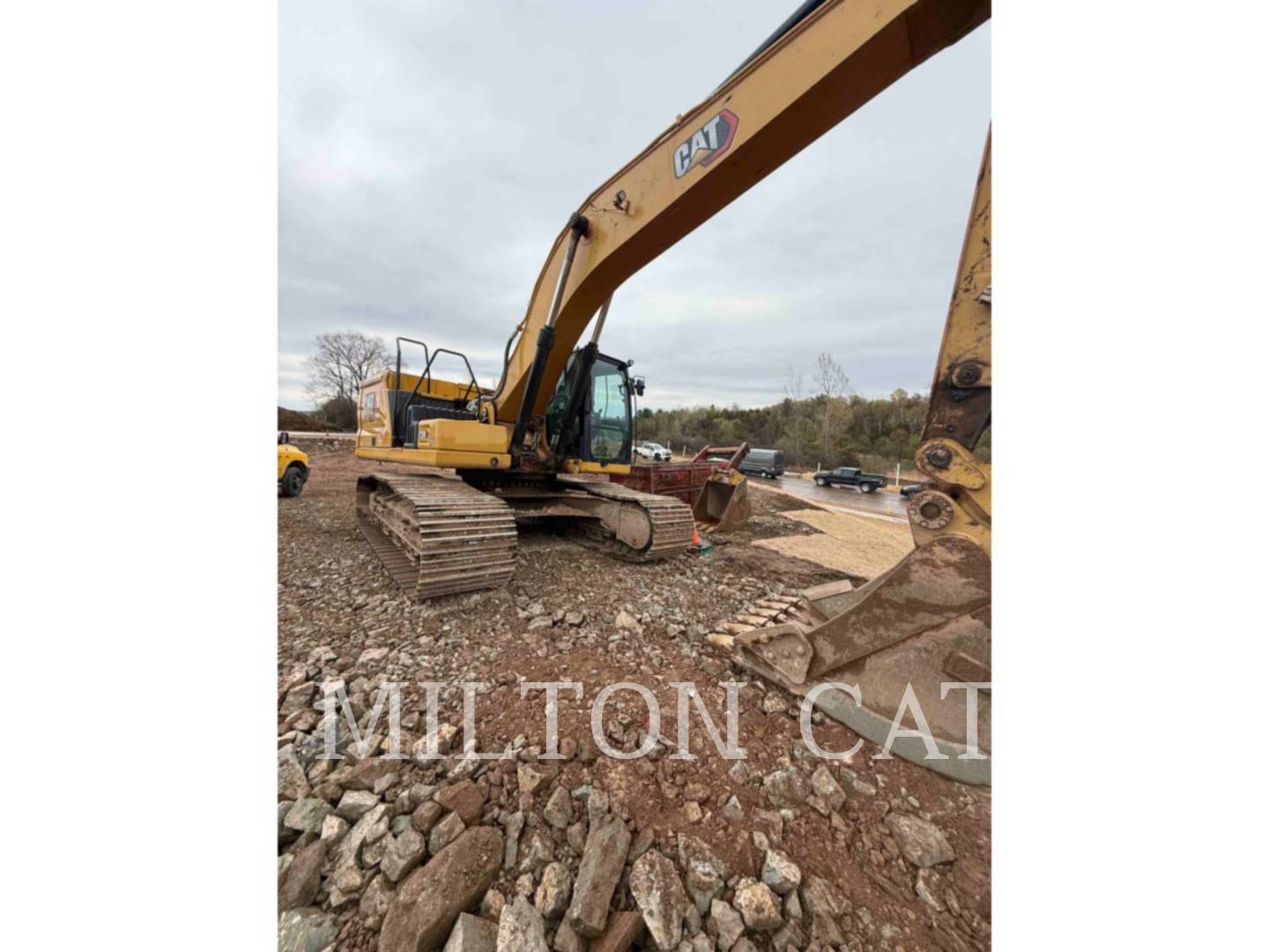 Caterpillar 33007, 2800 hours, S/N: WCH30498C, 2022 - Image 2