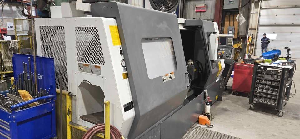 Nakamura #SC-300L, CNC lathe, 10" chuck, 2.7" bar, 47.7" centers, 13.77" dia., 43.3" lgth, Fanuc, live - Image 2