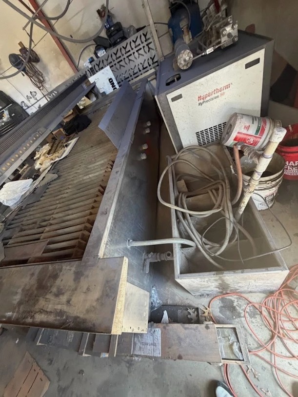 Vicon #Hypertherm-HyPrecision-50, CNC Abrasive Waterjet Cutting System, 5' x 10' cutting table, 4" cutting - Image 2
