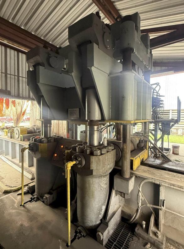 2000 Ton, Heavy duty 4-post hydraulic press, 8" stroke, 30" daylight, pendant controller - Image 2