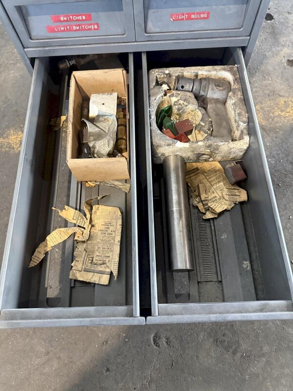 5 drawer tooling cabinet - Image 6