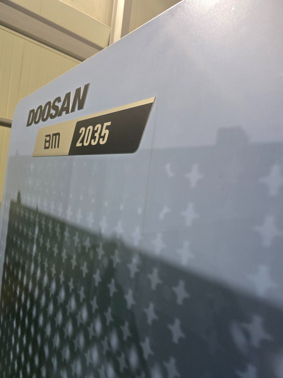 Daewoo Doosan #BM-2035, CNC bridge type vertical machining center, 40 automatic tool changer, 137.8" X, 80.7" - Image 1