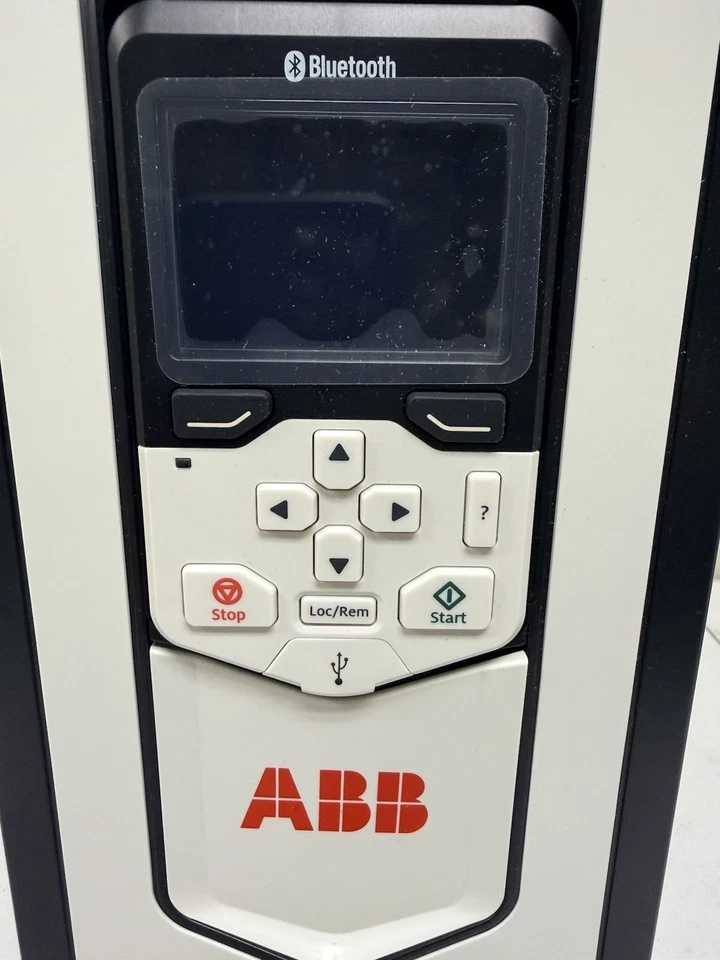 15 HP ABB, ACS880-01-021A-5, VFD Drive, 480 Volts 3PH w/ Bluetooth Keypad - New Surplus, 2023 - Image 2