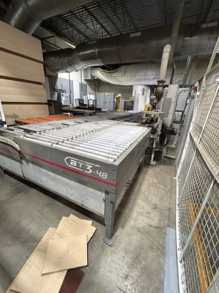 Doucet #BT-3-48, return conveyor for edgebanders, right hand return w/panel turner, 48" width x 24' L, 48" x - Image 1