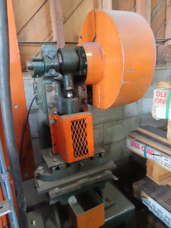 5 Ton, Benchmaster #151, OBI punch press, 1.25" stroke, 7.25" Shut Height, 4" throat, 1" adj., 200-260 SPM - Image 5