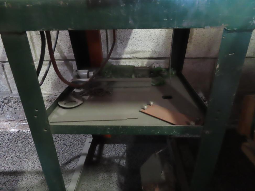 5 Ton, Benchmaster #151, OBI punch press, 1.25" stroke, 7.25" Shut Height, 4" throat, 1" adj., 200-260 SPM - Image 10