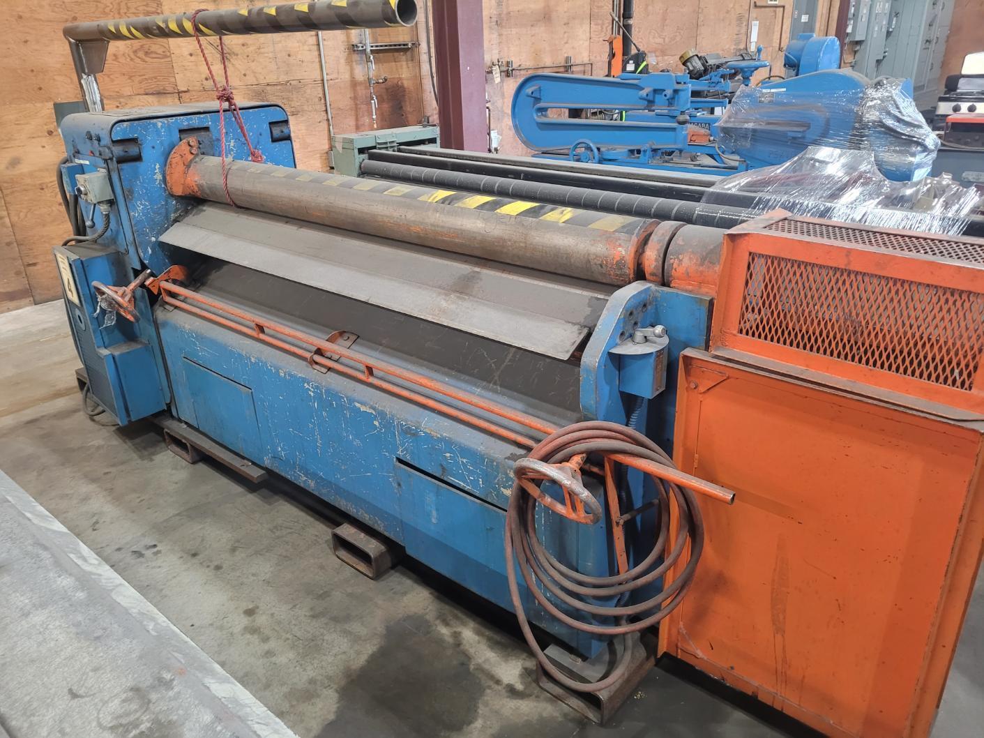 3/16" x 6' Niagara #6-72, pyramid plate bending roll, 6" rolls, 25 FPM, powered drop end, 7.5 HP, pedestal - Image 2