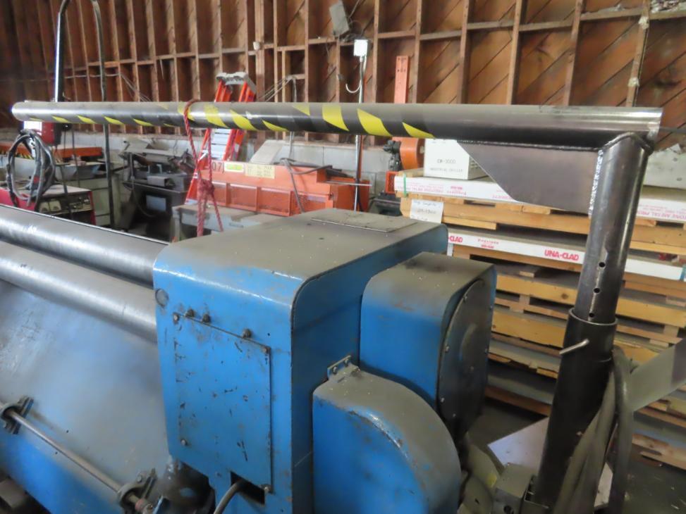 3/16" x 6' Niagara #6-72, pyramid plate bending roll, 6" rolls, 25 FPM, powered drop end, 7.5 HP, pedestal - Image 8