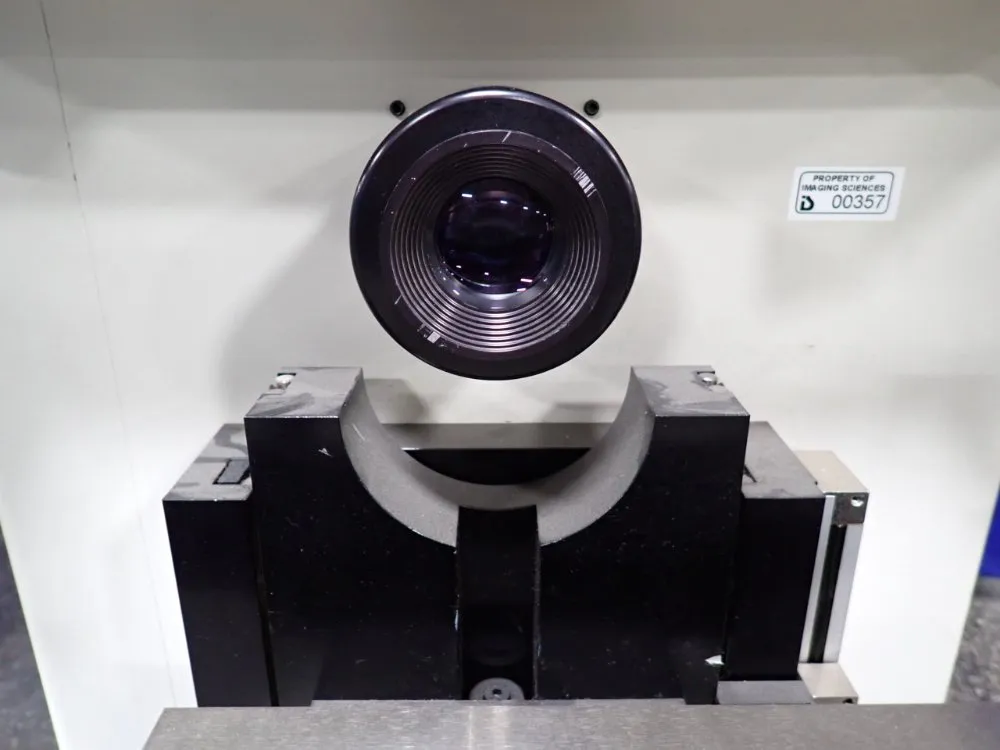 Microvu #Spectra M1030432, optical comparator, Q-16 digital display, 5" x18" table, 2 lenses, 2010 - Image 6