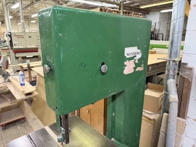12" x 20" Powermatic #81, vertical Bandsaw, 24" x 24" table - Image 7