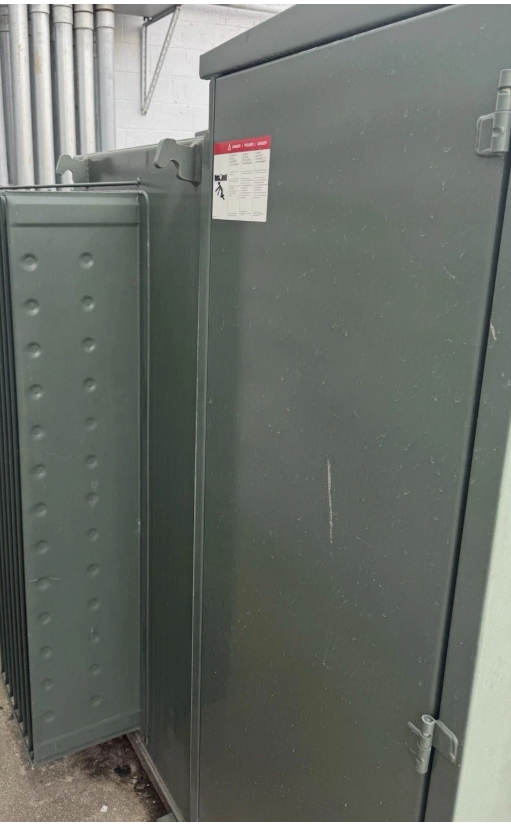 2000 KVA 13200 Primary, 575 Secondary, Square D, Schneider Electric pad mounted transformer (2 available) - Image 2