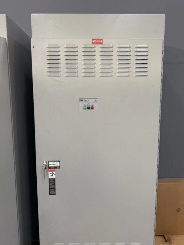 1200 Amp. Asco #Series-386, Catalog #H00386A31200N10C, non-automatic transfer switch, 480 Volts - Image 1