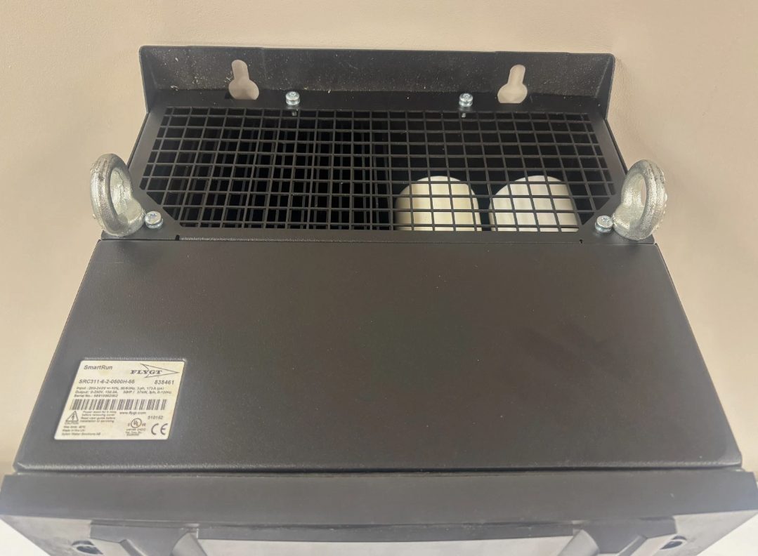 50 HP Flygt, SmartRun SRC311-6-2-0500H-55, VFD pump controller, 200-240 Volts, new - Image 4