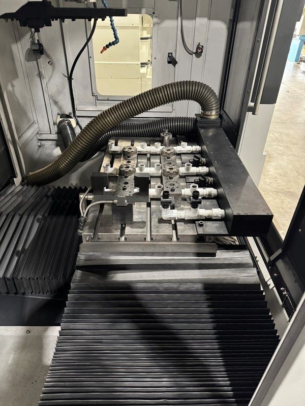 Litz Hitech Mitsubishi #DM-800G, 31.5" X, 19.7'Y, 21.3" Z, 24 automatic tool changer, 20000 RPM, Graphite - Image 7