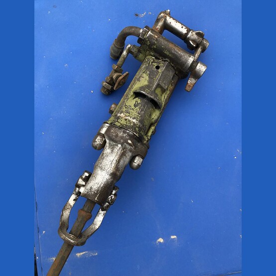 Gardner Denver #S83F, Jackleg Drill, with 72" leg, water valve, 10' of 1" hose - Image 2