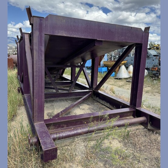 23' long x 6.75' wide Hopper, 23' x 81" x 65" deep, 10" diameter discharge, H-beam frame, on skid - Image 2