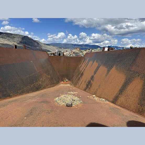 23' long x 6.75' wide Hopper, 23' x 81" x 65" deep, 10" diameter discharge, H-beam frame, on skid - Image 7