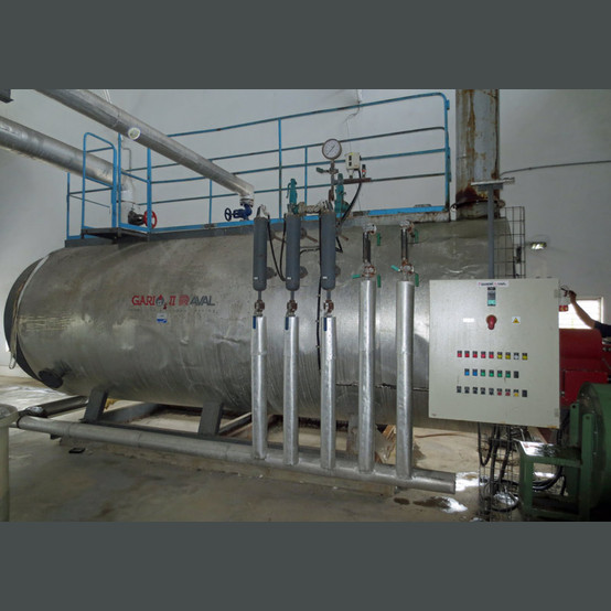 300 HP Garioni #NG5000, Firetube Boiler, 11,000 PPH, 180 PSI, 2-pass dry back, #2 fuel oil fired - Image 1