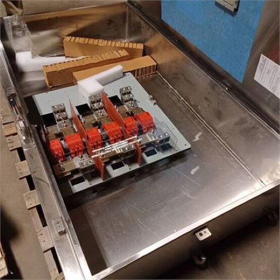 1200 Amp. Cutler Hammer #4HD368NFWSS, Non-Fusible Disconnect Switch, 600 VAC, 3 phase, Nema 4X, unused - Image 6