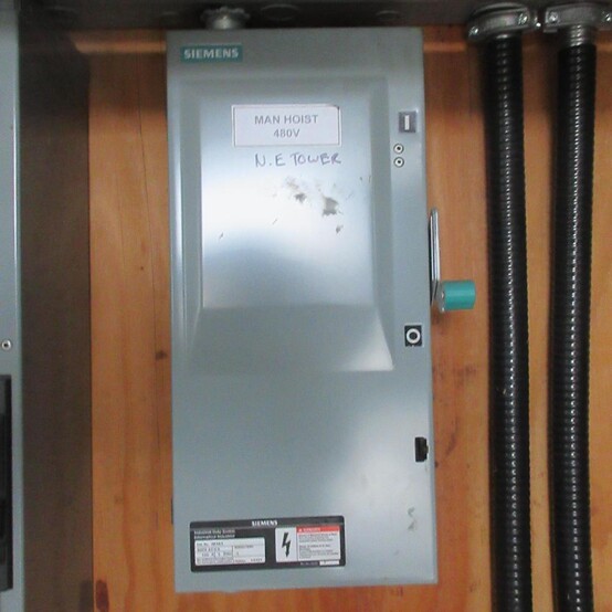 100 Amp. Siemens, Fusible Disconnect Switch, 600 VAC - Image 1