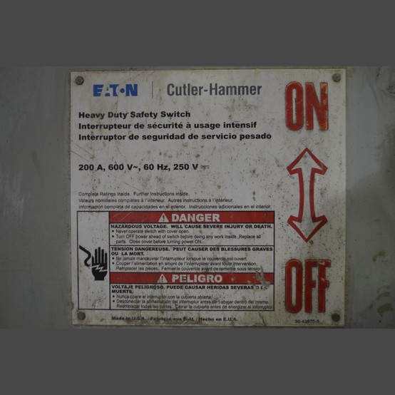200 Amp. Cutler Hammer, Non-Fusible Disconnect Switch, 600 Volts - Image 3