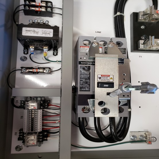 200 Amp. Mersen #ES2T48R1B, Fusible Disconnect Switch, 600 VAC - Image 2