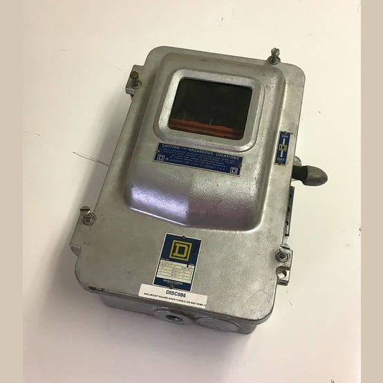 30 Amp. Square D, Fusible Disconnect Switch, 600 VAC, 3 phase (6 available) - Image 1