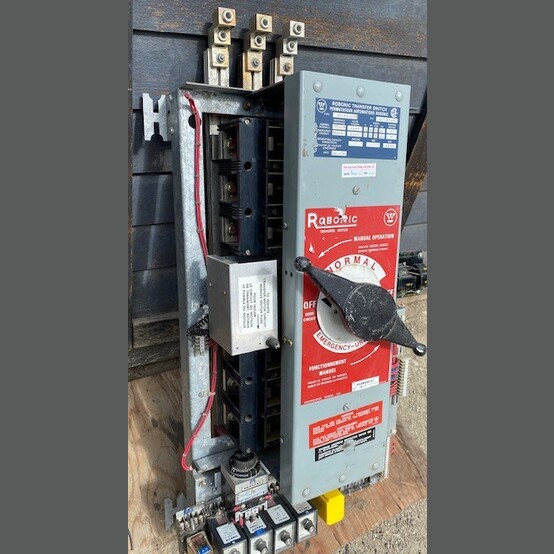 400 Amp. Westinghouse #R03400M, automatic transfer switch, 600 Volts, 3 phase (2 available) - Image 4