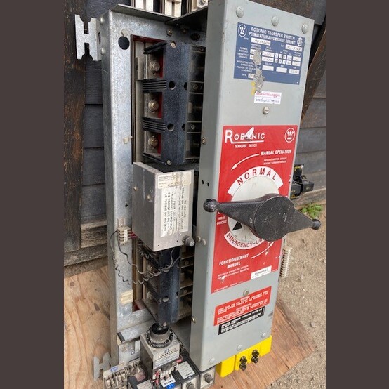 400 Amp. Westinghouse #R03400M, automatic transfer switch, 600 Volts, 3 phase (2 available) - Image 8