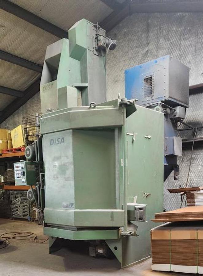 Goff #60TB, Table Blast Machine, (2) 10 HP blast wheels, 2003 - Image 2