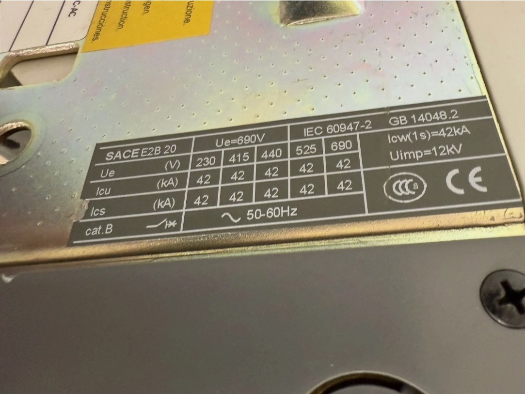 2000 Amps, ABB, E2B SACE Emax Series, Low-Voltage Air Circuit Breaker, 690 Volt AC, PR123/P LSIG trip unit - Image 2