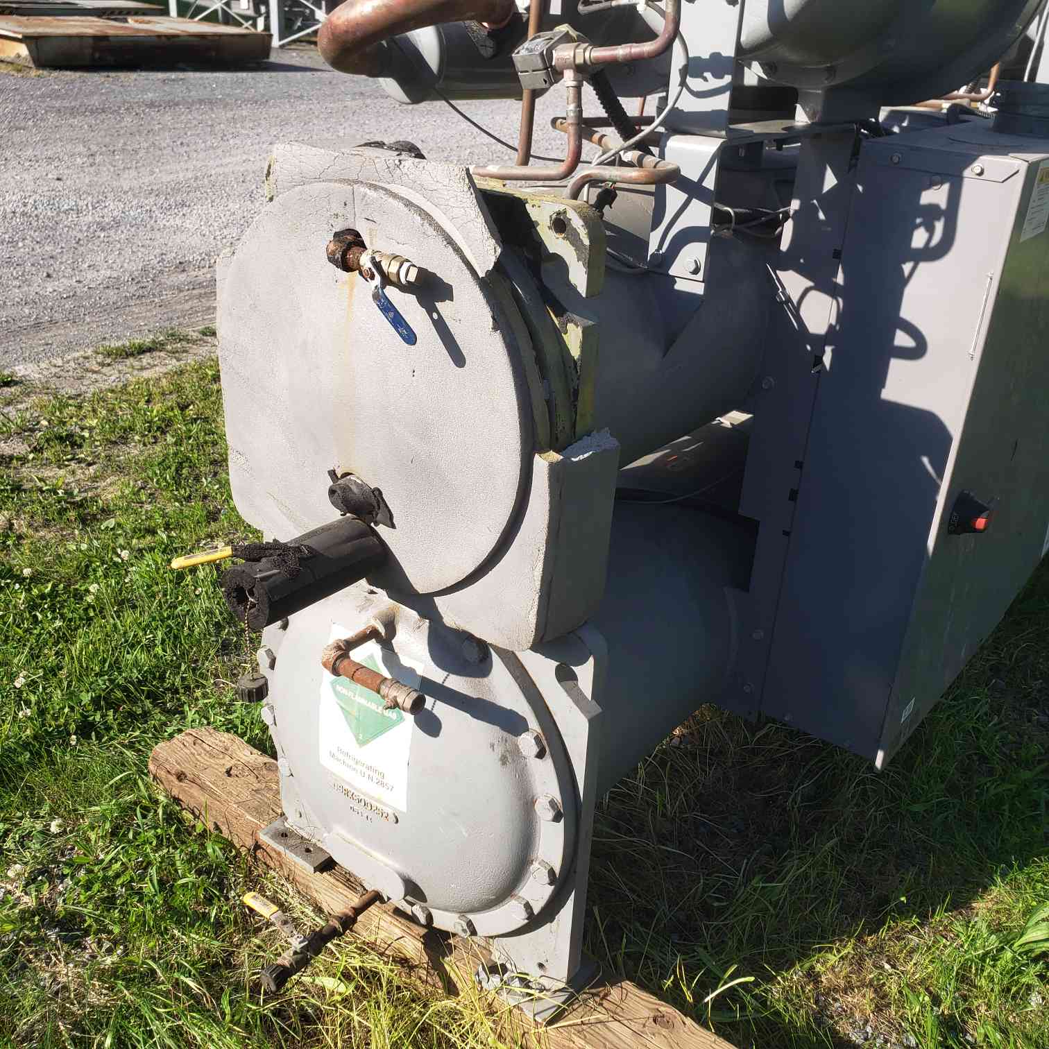 116 Ton, Carrier #30HXC116, water-cooled liquid chiller, dual Carlyle screw compressors - Image 7
