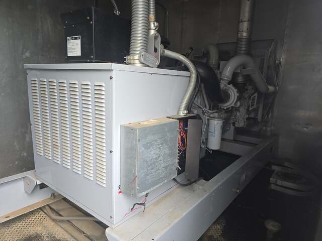 150 KW Detroit Diesel Spectrum #150DS60, diesel generator, 3 phase, 300 hours - Image 7