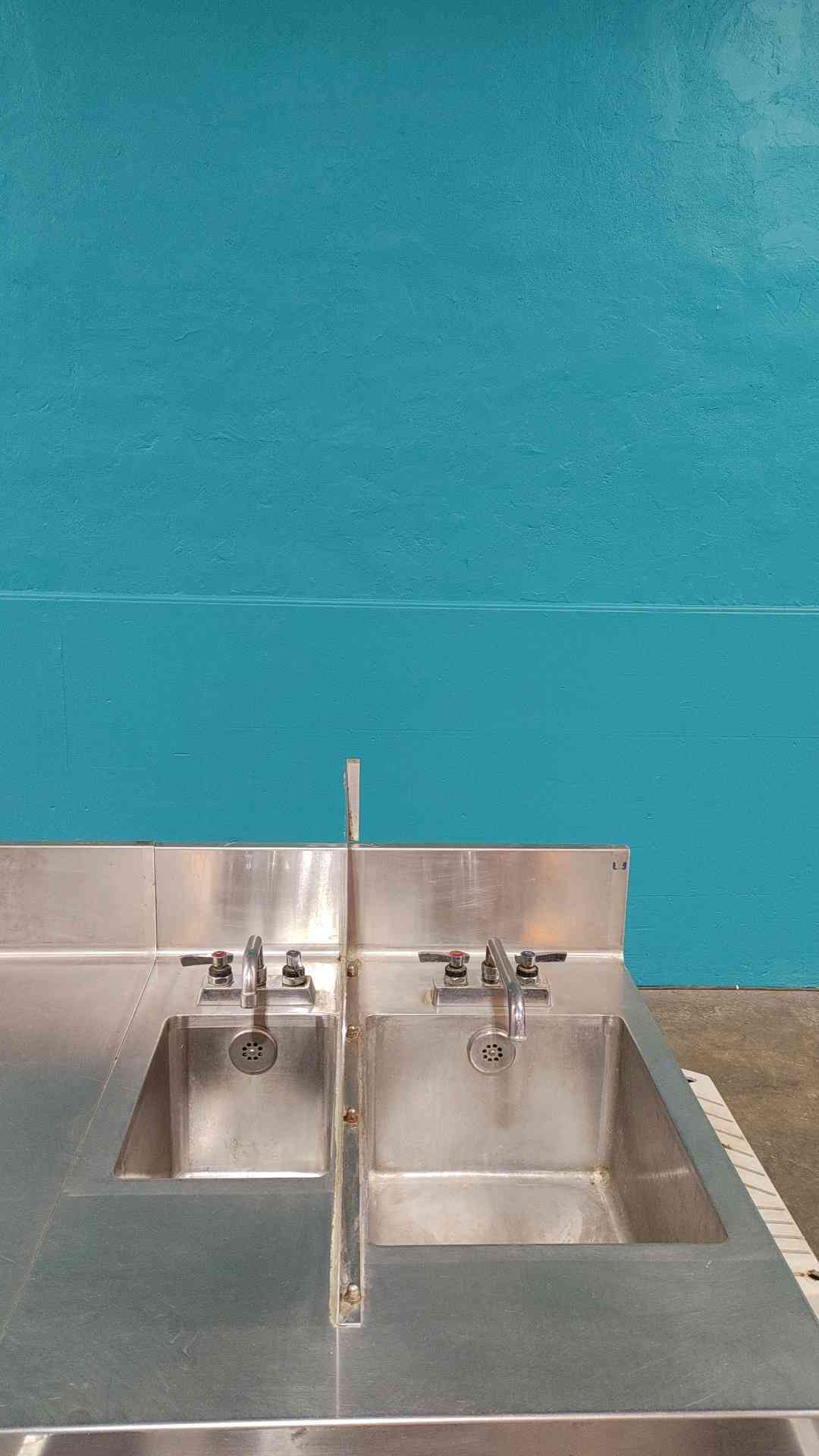 Craig #LB-4-33-SC, stainless steel cafeteria prep dual sink, commercial refrigerator/freezer - Image 4