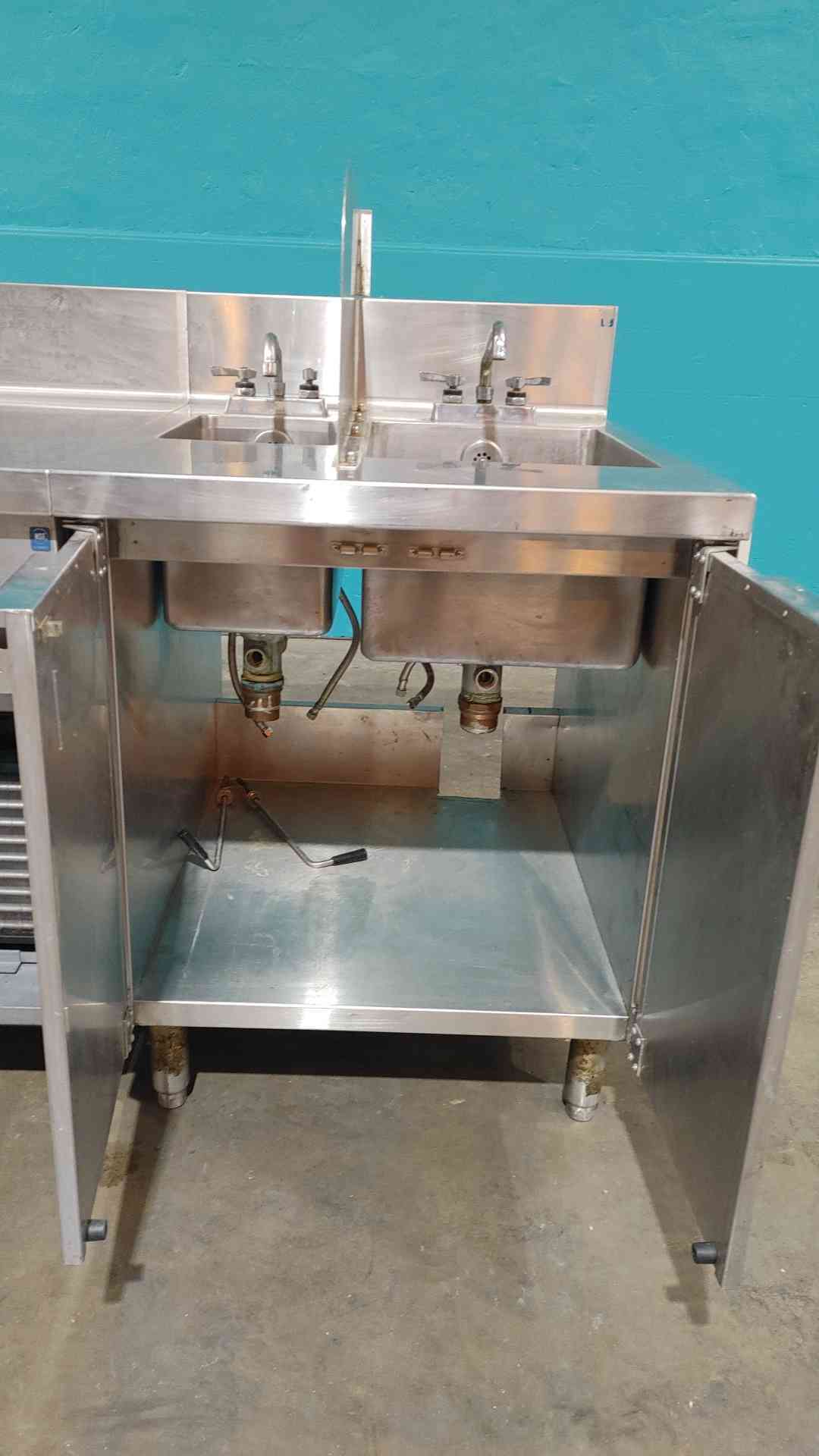 Craig #LB-4-33-SC, stainless steel cafeteria prep dual sink, commercial refrigerator/freezer - Image 5