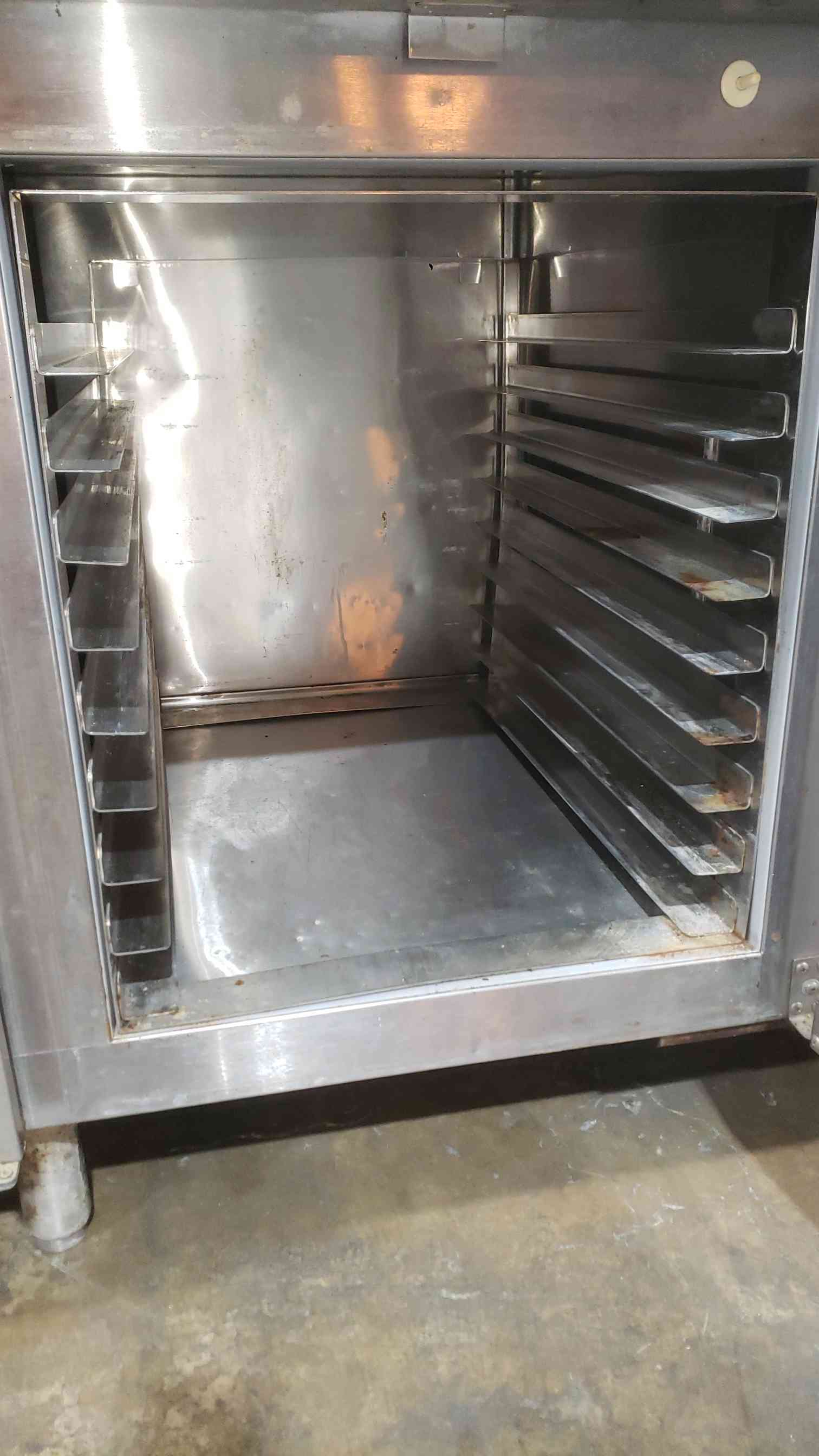 Craig #LB-8-33-SC, cafeteria prep & commercial refrigerator/freezer, requires refrigerant recharge, AS IS - Image 4