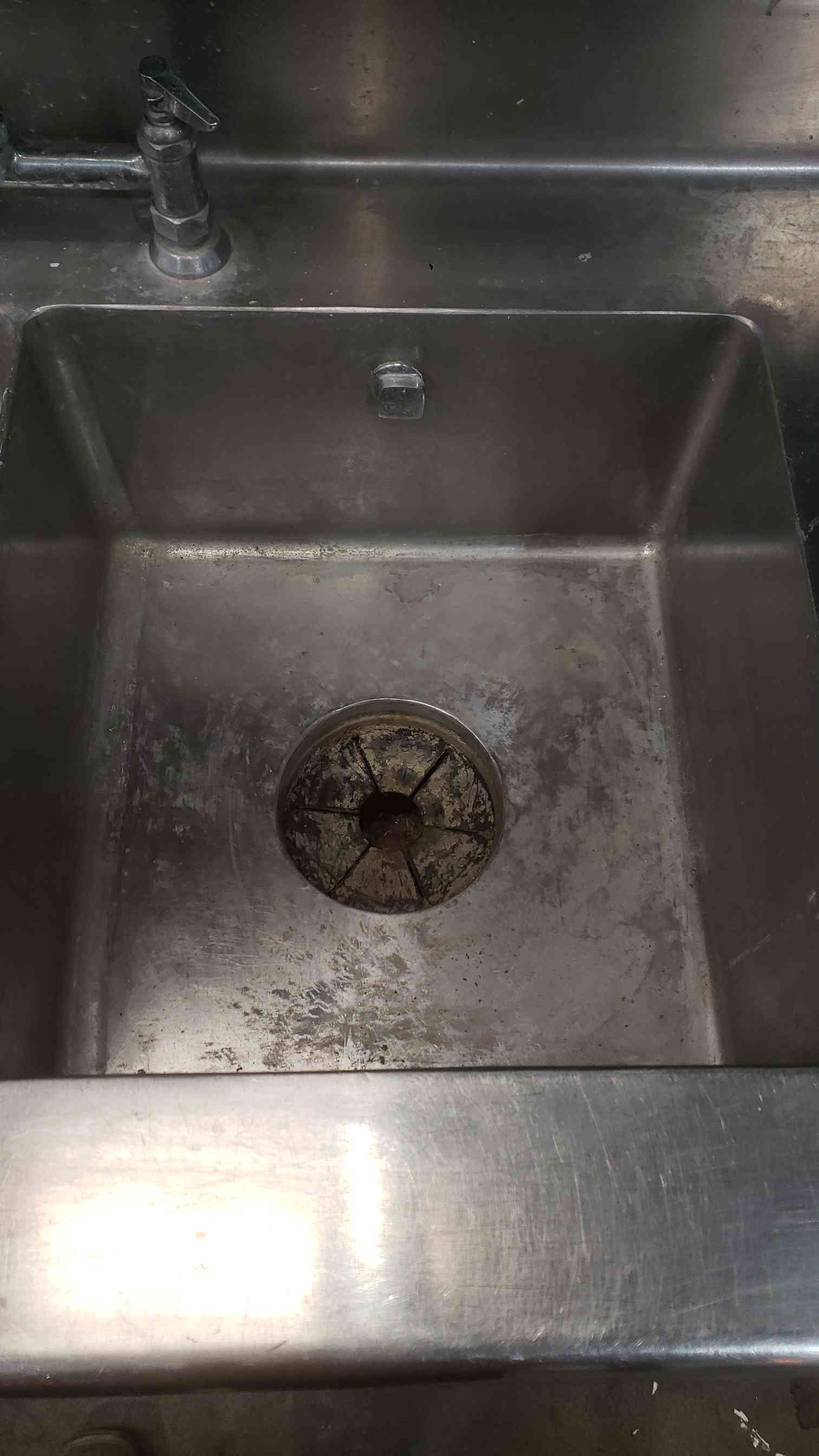 Salvajor, commercial food waste disposer, ARSS-2 auto-reversing control, 12' stainless steel prep table sink - Image 10