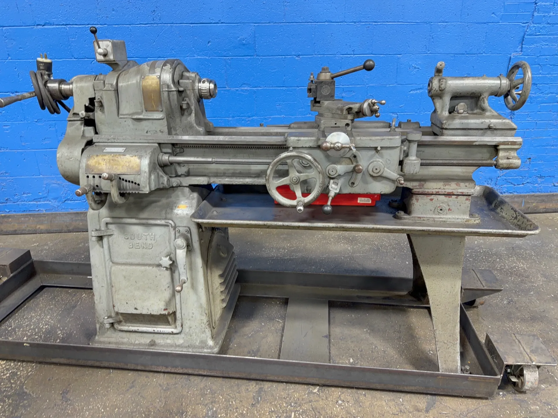14" x 30" South Bend #DL81453, engine lathe, 1" bore, Aloris tool post, tailstock - Image 3