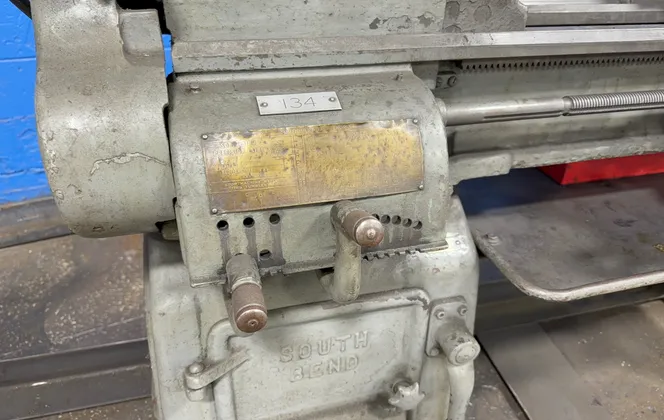 14" x 30" South Bend #DL81453, engine lathe, 1" bore, Aloris tool post, tailstock - Image 8