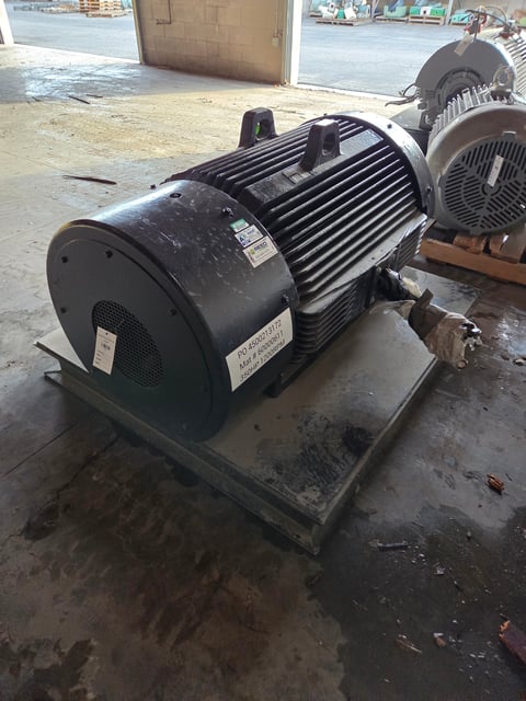 350 HP 1200 RPM Toshiba, Frame 449T, TEFC BB, 460 Volts - Image 2