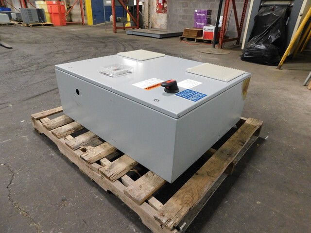 20 HP ABB, ACH550-UH-031A-4, VFD drive cabinet, 480 VAC, 31A - Image 6