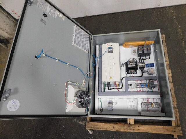 20 HP ABB, ACH550-UH-031A-4, VFD drive cabinet, 480 VAC, 31A - Image 10