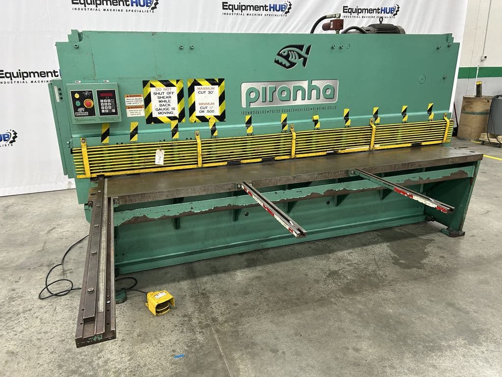 1/4" x 10' Piranha #M1/4-10, hydraulic shear, 39" front operated back gauge, 10 hold downs, (2) front arm - Image 3