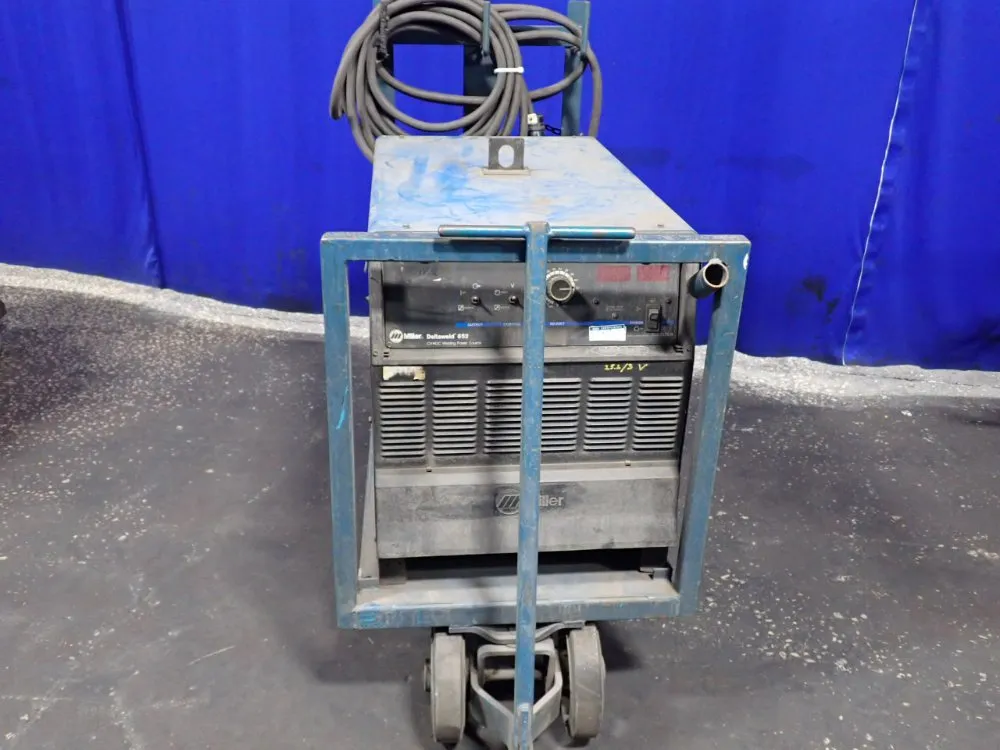 Miller #Deltaweld-652, Mig Welding Power Source, 650 A - Image 1