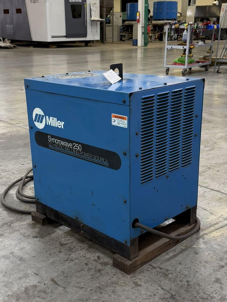 Miller #Syncrowave-250-CC, AC/DC TIG/Stick welder, 3-310amps, - Image 4