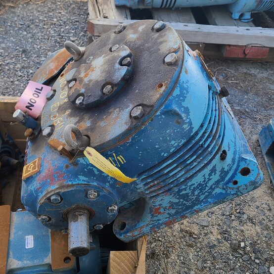 Radicon #AX700-B, Right Angle Speed Reducer, 60.00 :1 ratio RY, 1.75" input, 2.5" output - Image 1