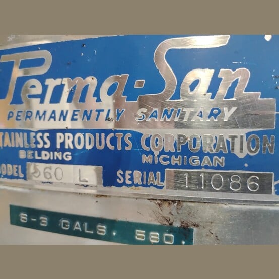 580 gallon Perma-San #560L, Stainless Steel Mixing Tank, 5' diameter x 46.5" deep tank, 1 HP 3-blade impeller - Image 5